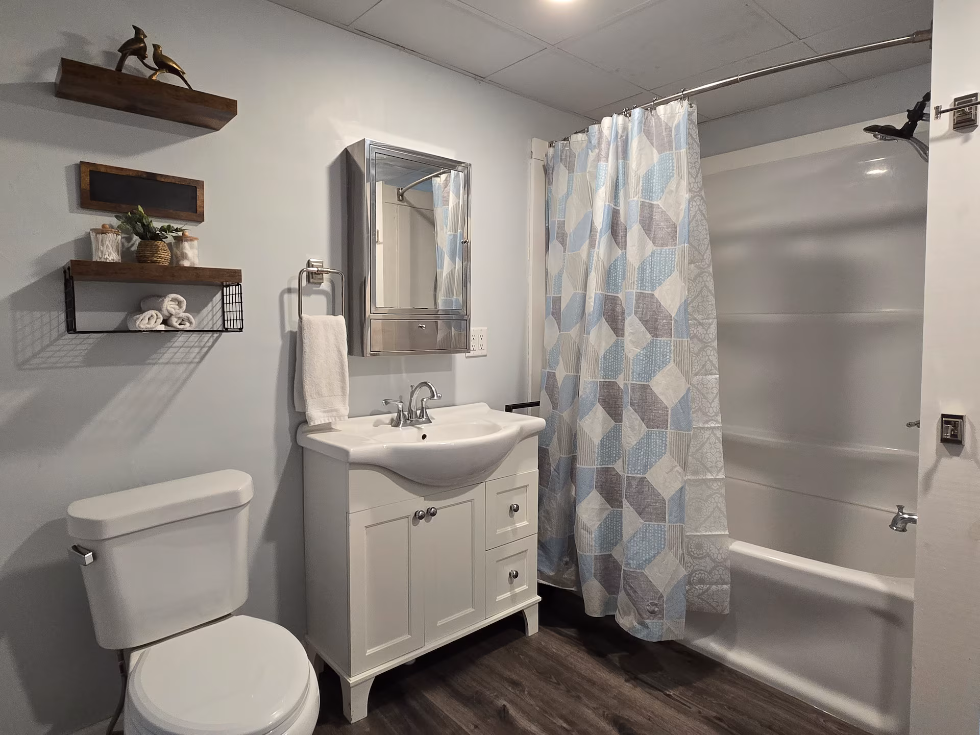Second bathroom