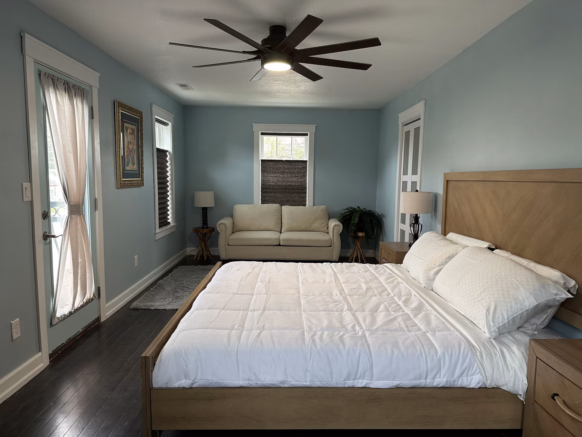 Master bedroom alternate view